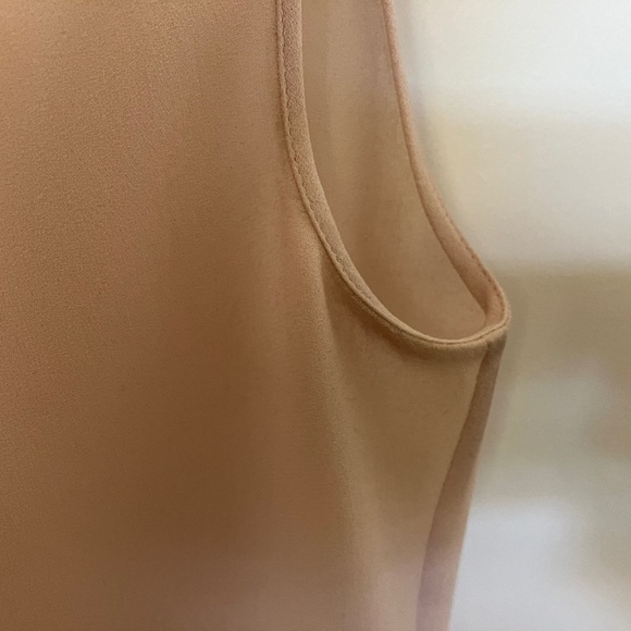 Hugo Boss Sleeveless Silk Blouse - Size S - Picture 5 of 6